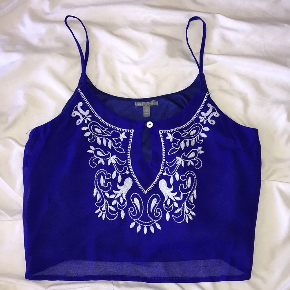 Crop top